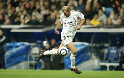 海德电竞独家-佩德里这跑位神出鬼没让对手防不胜防头疼不已