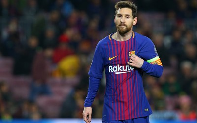 海德电竞-内马尔与女友海滩度假