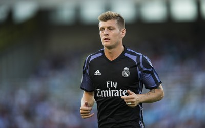 海德电竞独家-阿尔巴尼亚队绝杀后教练激动落泪